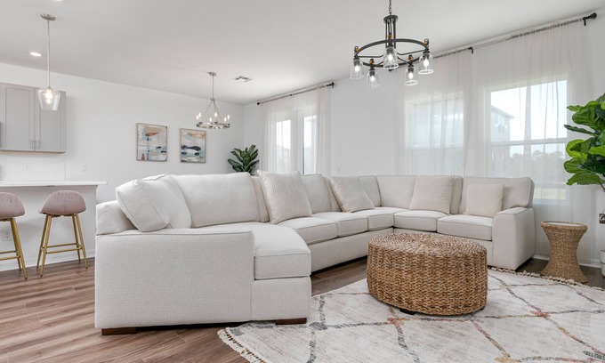 West Haven Casa | Lancashire Luxe Cozy 6BR/4BA Home near Disney