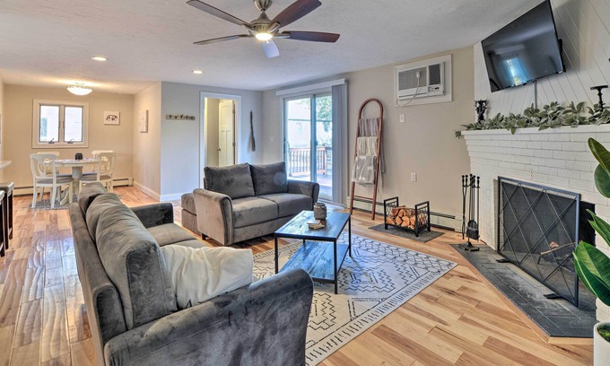 Lancaster Casa | Lancaster Haven: Large Yard, Community Beach!