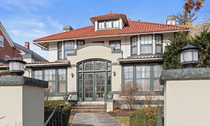 Lancaster Casa | Lancaster Heritage Estate: 10BR Getaway w/ Fireplaces, Koi Pond & EV Charger