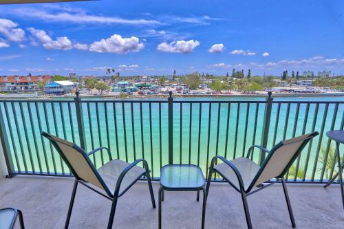Sunset Beach Casa | Land's End 4-406 Bay Front