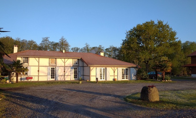 Saint-Paul-en-Born Casa | Landaise house on the edge of the forest, equestrian facilities available