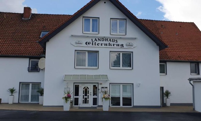 Detmold Hotel | Landhaus Ellernkrug Hotel