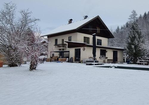 Gmuend in Kaernten Apartamento | Landhaus Nikki