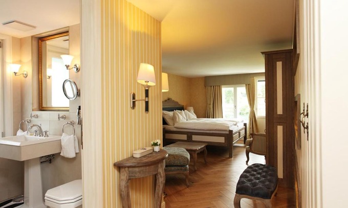 Wermelskirchen Hotel | Landhaus Spatzenhof