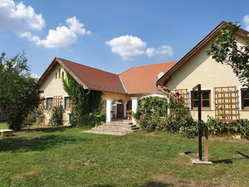 Locs Casa | Landhaus Steirerengel