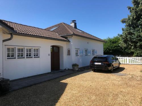 Henri-Chapelle Apartamento | Landhaus Sylvia in Eupen, Terrasse , Garten & Nähe zum Hohen Venn