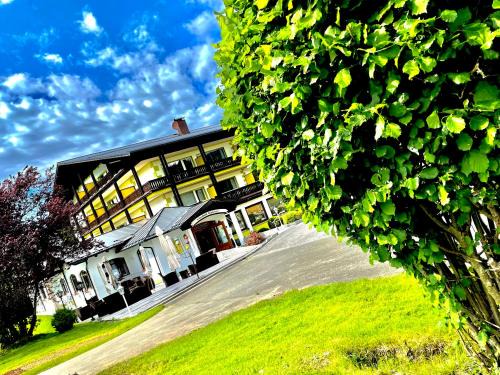 Lohberg Hotel | Landhotel GrünWies -Bonsai-Wellness Garni