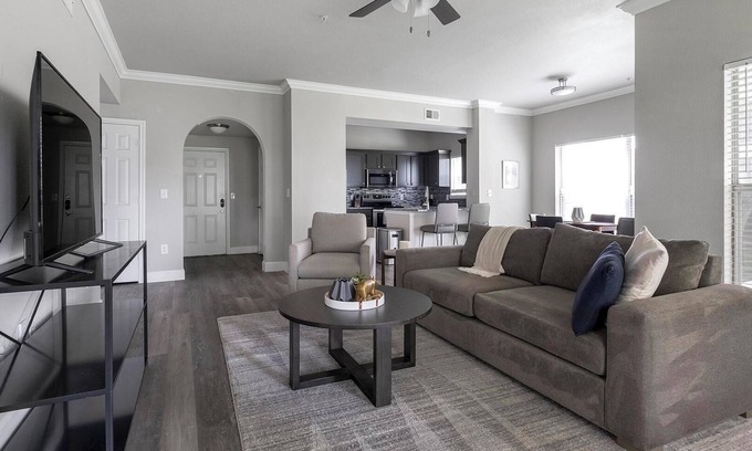 Richmond Apartamento | Landing at Residences at River Park West - 2 Be...