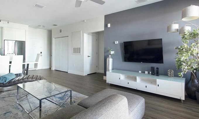 Port Tampa City Apartamento | Landing | Spectacular 3BD, Clubhouse, Gym