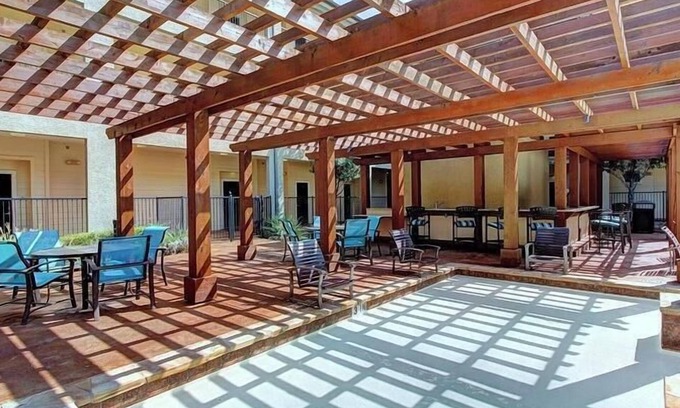 Hill Country Galleria Apartamento | Landing at Avanti Hills at the Galleria - 1 Bedroom in Hill Country Galleria