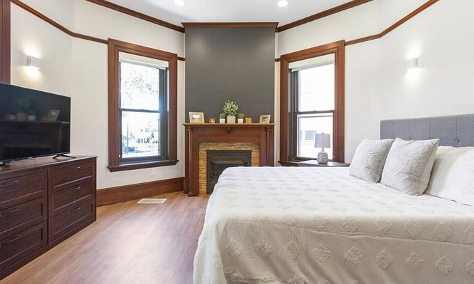 Little Italy Apartamento | Landing at Baricelli - 1 Bedroom in University Circle