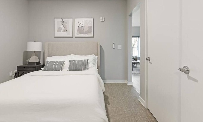 Nashville Apartamento | Landing at Fifty Forty Flats - Studio in Lenox Village