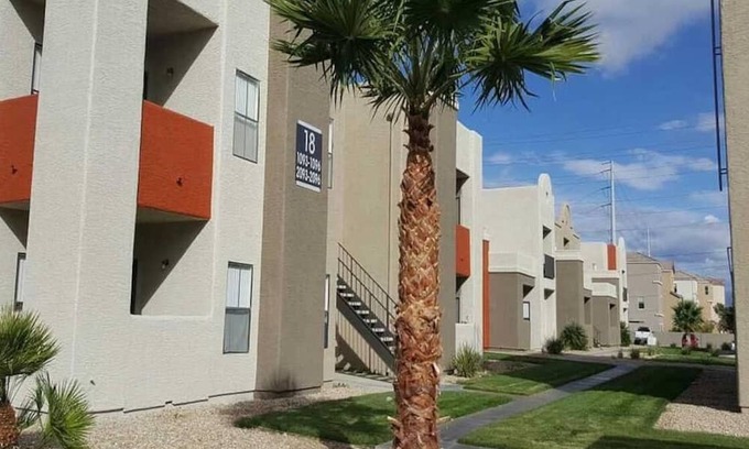 Rancho Oakey Apartamento | Landing at Helix Apartments - 1 Bedroom in Rancho Oakey