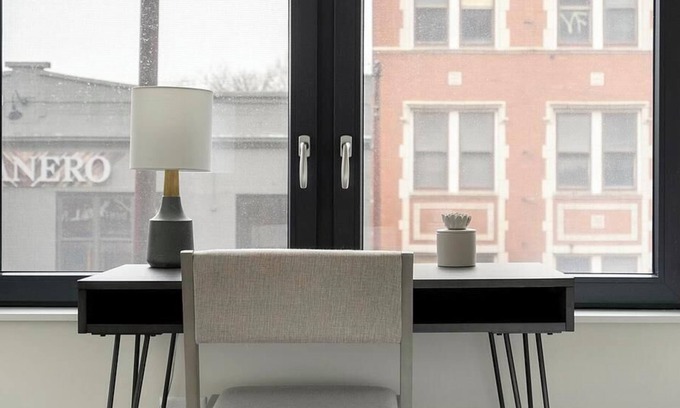 Logan Square Apartamento | Landing at Logan Apartments - Studio in Logan Square