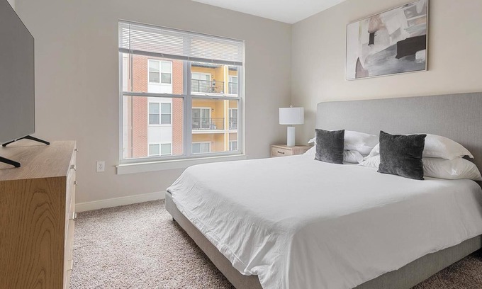 Chillum Apartamento | Landing at Mode at Hyattsville - 2 Bedrooms in .