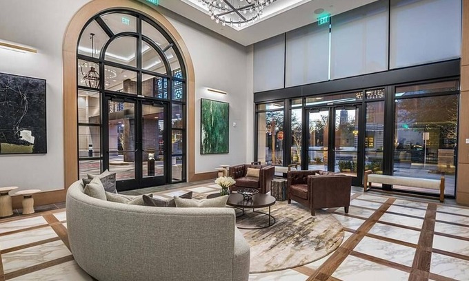 Greenway Plaza-Upper Kirby Apartamento | Landing at Novel River Oaks - 2 Bedrooms in River Oaks