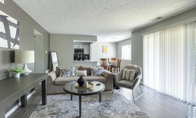 Indianapolis Apartamento | Landing at Riverbend - 2 Bedrooms in Castleton
