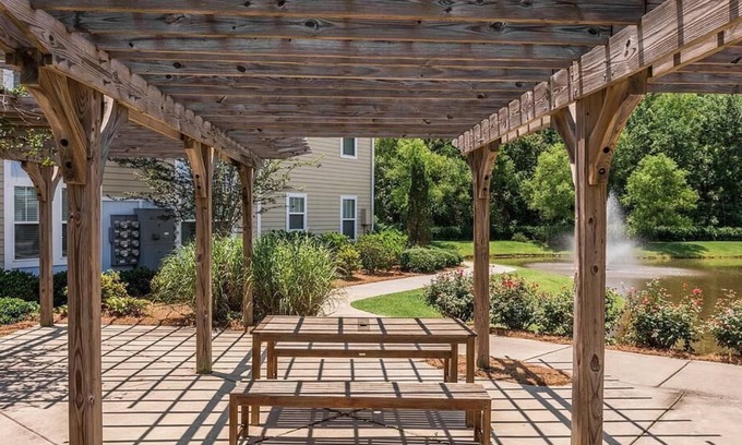 Goose Creek Apartamento | Landing at St. James at Goose Creek Apartment Homes - 1 Bedroom in Downtown Goose Creek