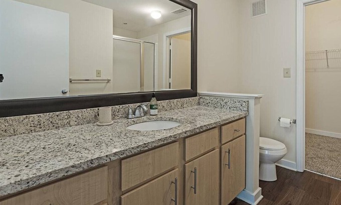 New Pathways Apartamento | Landing at The Bristol on Union - 1 Bedroom in New Pathways