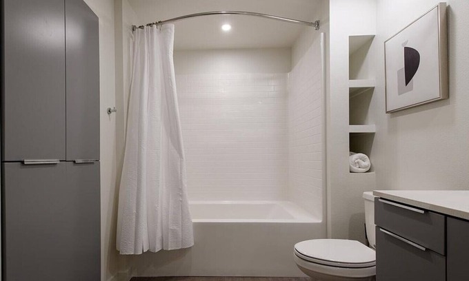 Rhodes Ranch Apartamento | Landing at The Ellison - 2 Bedrooms in Rhodes Ranch
