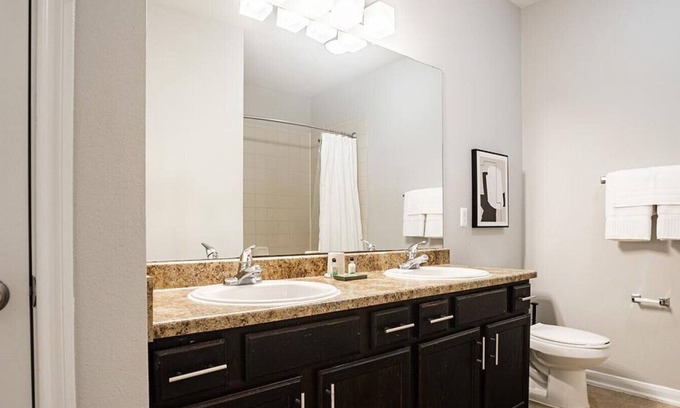 Atascocita Apartamento | Landing at The Henry at Woodland Hills - 3 Bedrooms in Atascocita