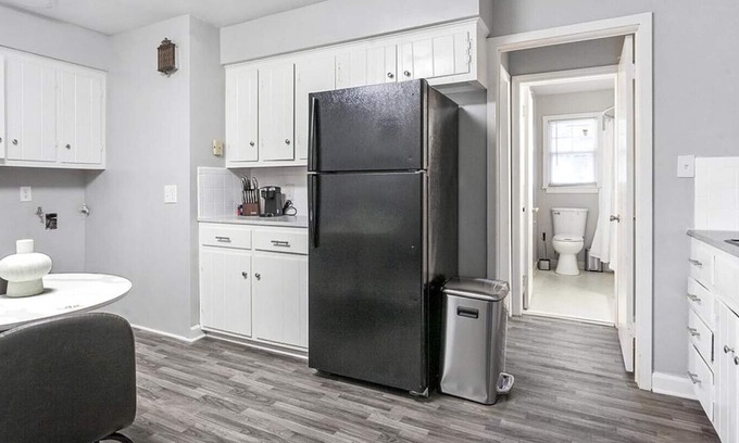 Winston - Salem Apartamento | Landing at Townhomes at Little Creek - 1 Bedroom in Downtown Winston Salem