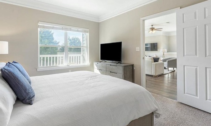 Gray's Creek Apartamento | Landing at Villas at Houston Levee West - 2 Bedrooms in Downtown Cordova