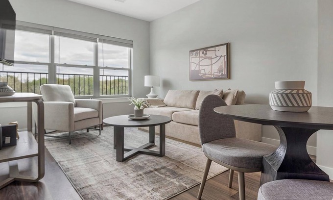 Edwardsville Apartamento | Landing at Whispering Heights - 1 Bedroom in Ed...
