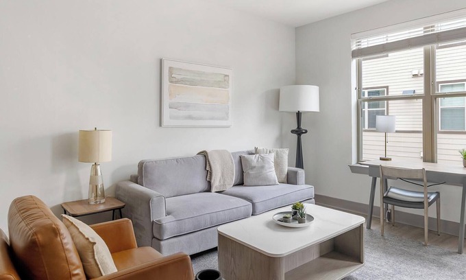 McKinney Apartamento | Landing | Beautiful 2BD, Pool, Clubhouse