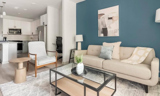 Springfield Apartamento | Landing | Stunning 1BD, Gym, Courtyard