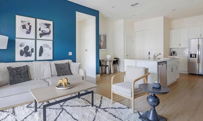 Casas Adobes Apartamento | Landing | Incredible 2BD, Pool