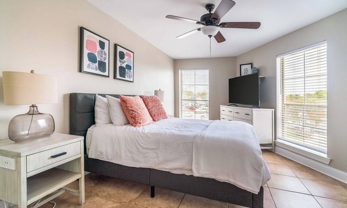 Mid City North Apartamento | Landing | Incredible 2BD, Gym, Pool