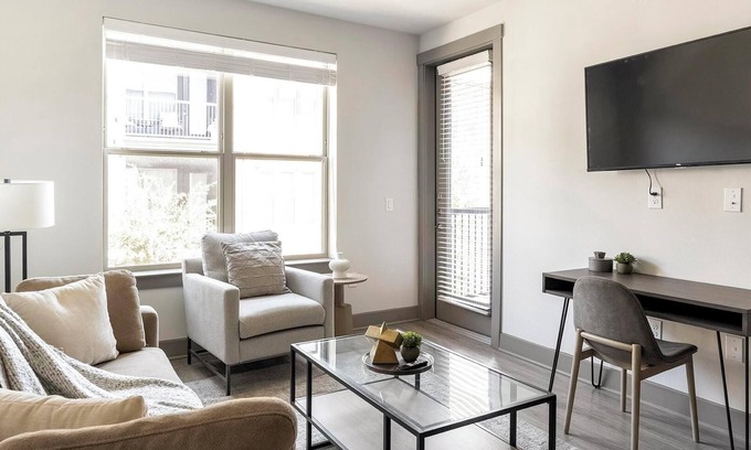 McKinney Apartamento | Landing | Stylish 1BD, Gym, Pool