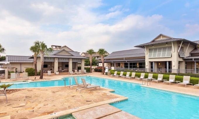 Buda Apartamento | Landing at The Green at Plum Creek - 1 Bedroom ...