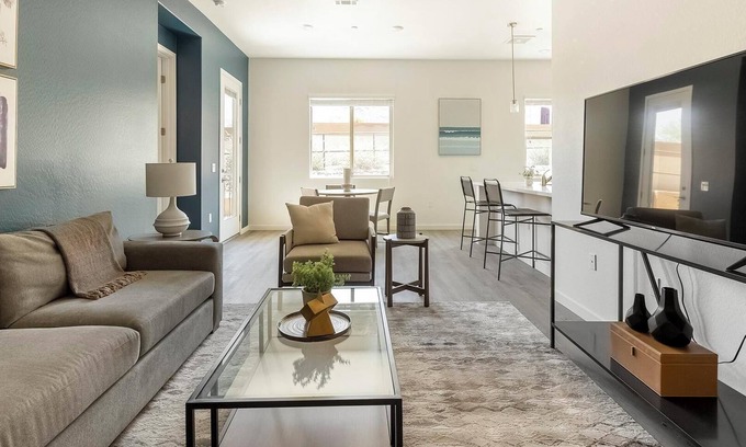 Oro Valley Apartamento | Landing | Spectacular 2BD, Pool
