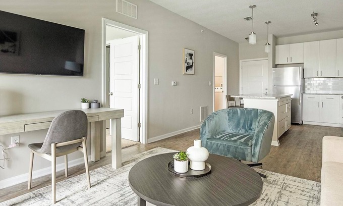 Land O' Lakes Apartamento | Landing | Stylish 1BD, Gym, Clubhouse