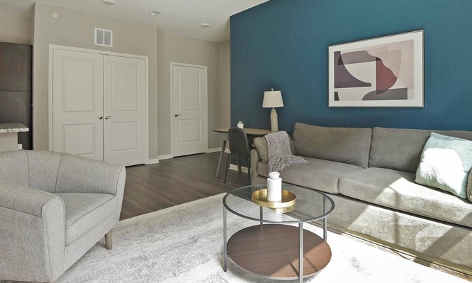Chesterfield Apartamento | Landing | Stunning 1BD, Gym, Pool