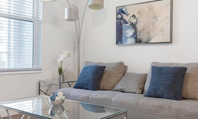 Port Tampa City Apartamento | Landing | Stylish 1BD, Gym, Pool