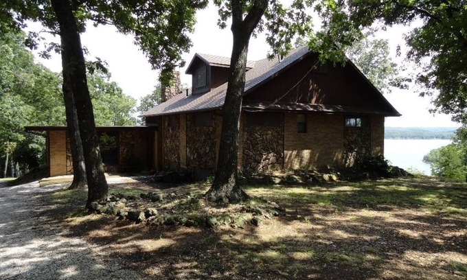Garfield Casa | Land's End - LAKEFRONT, ¡VISTAS ENORMES AL LAGO! En privado 8. 6 acres.