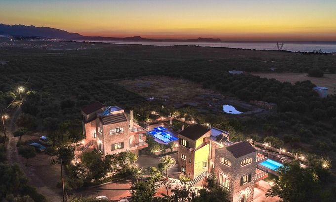 Pagkalochori Villa | Landscape Paradise Villas