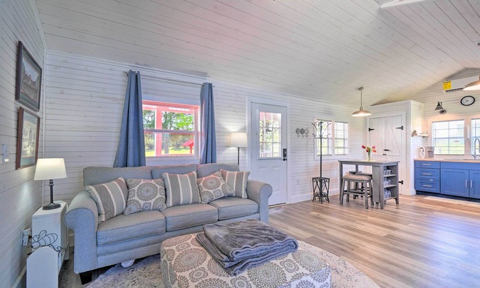 Sweetwater Cabaña | Landscape Views: Sweetwater Country Cottage!