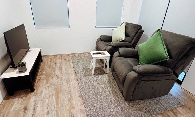 Landsdale Apartamento | Landsdale hideaway new build guest house private entrance