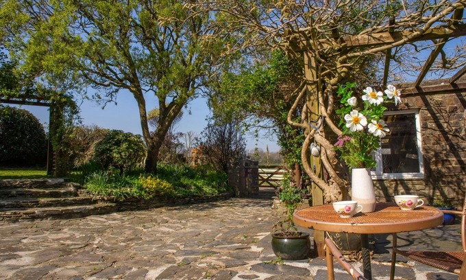 Dwrbach Cabaña | Langton Farmhouse, Fishguard