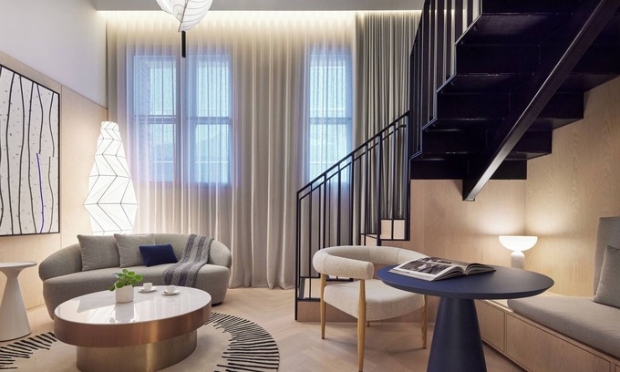East Melbourne Hotel | Lanson Place Parliament Gardens
