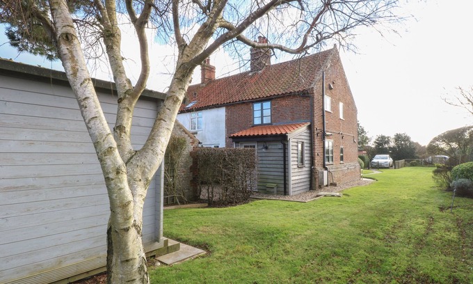 Happisburgh Cabaña | LANTHORN COTTAGE, pet friendly in Happisburgh, East Anglia
