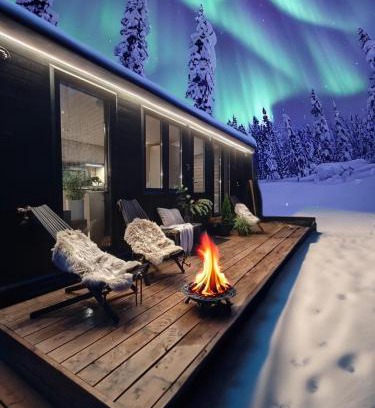 Kolari Chalet De Esquí | Lapland Riverside Cabin 4 HILLA , Ylläs, Tiny Home with Sauna, Fireplace, Terrace, BBQ, Wifi, Ski, Fishing, Pets OK