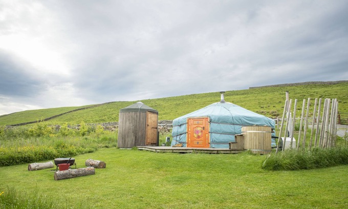 Hawes Cabina | Lapwing Yurt, Askrigg