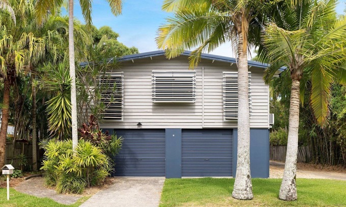 New Brighton Casa | LAQUA, TOP NOTCH, Par EXCELLENCE
