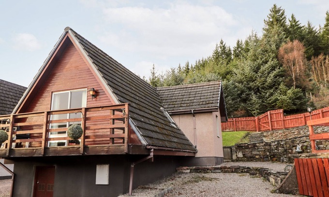 Heights of Achterneed Cabaña | Larchfield CHALET 2, apto para mascotas en Strathpeffer, Ref 3558