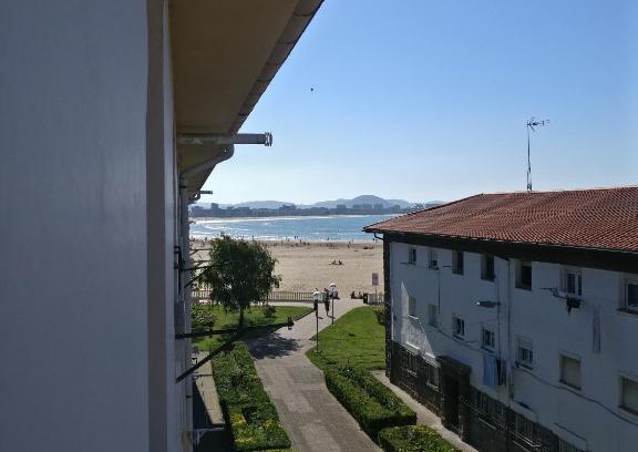 Laredo Apartamento | Laredo primera línea de playa,zona puerto deportivo